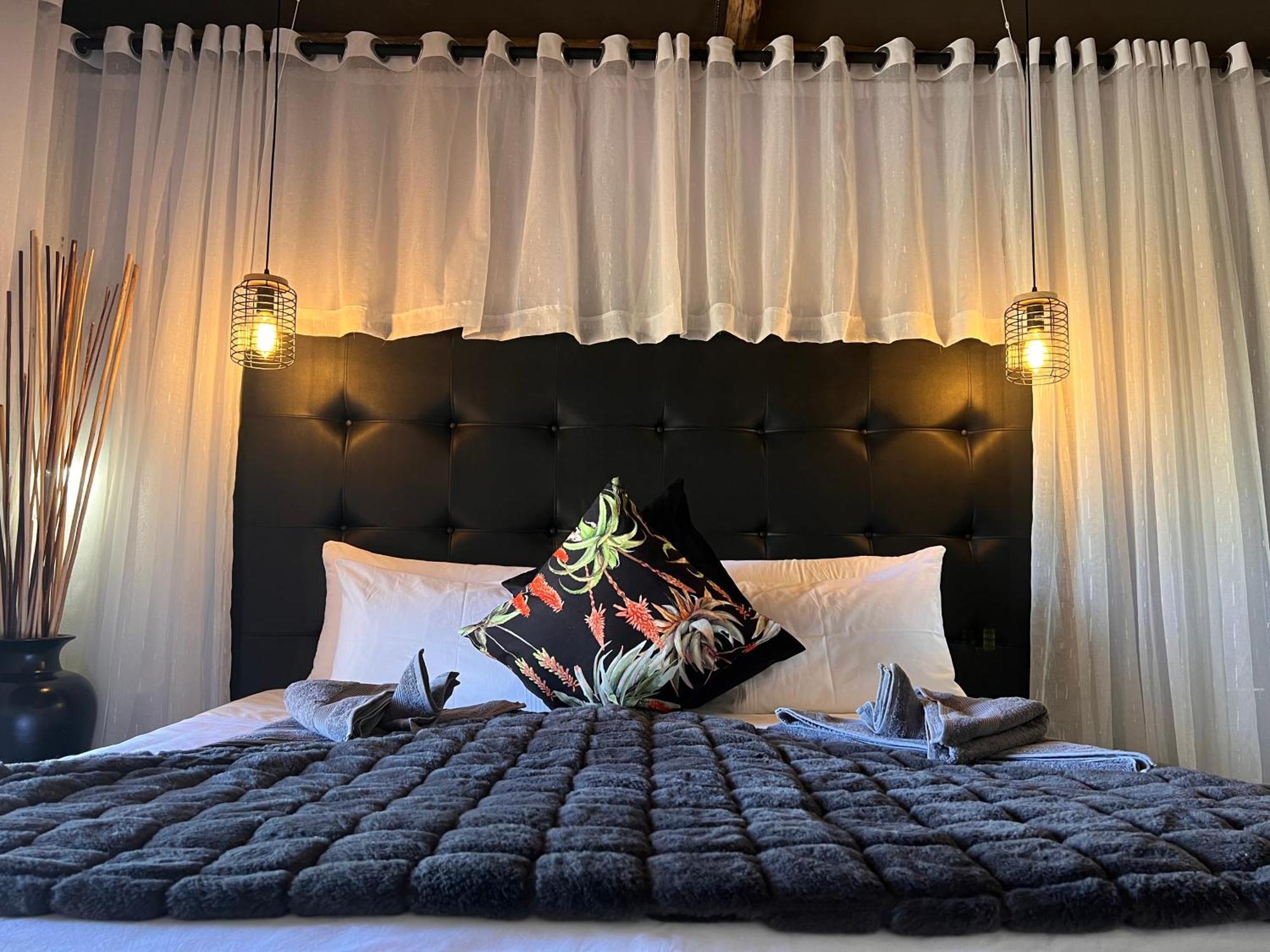 Lapa Lange Game Lodge Mariental Exteriör bild