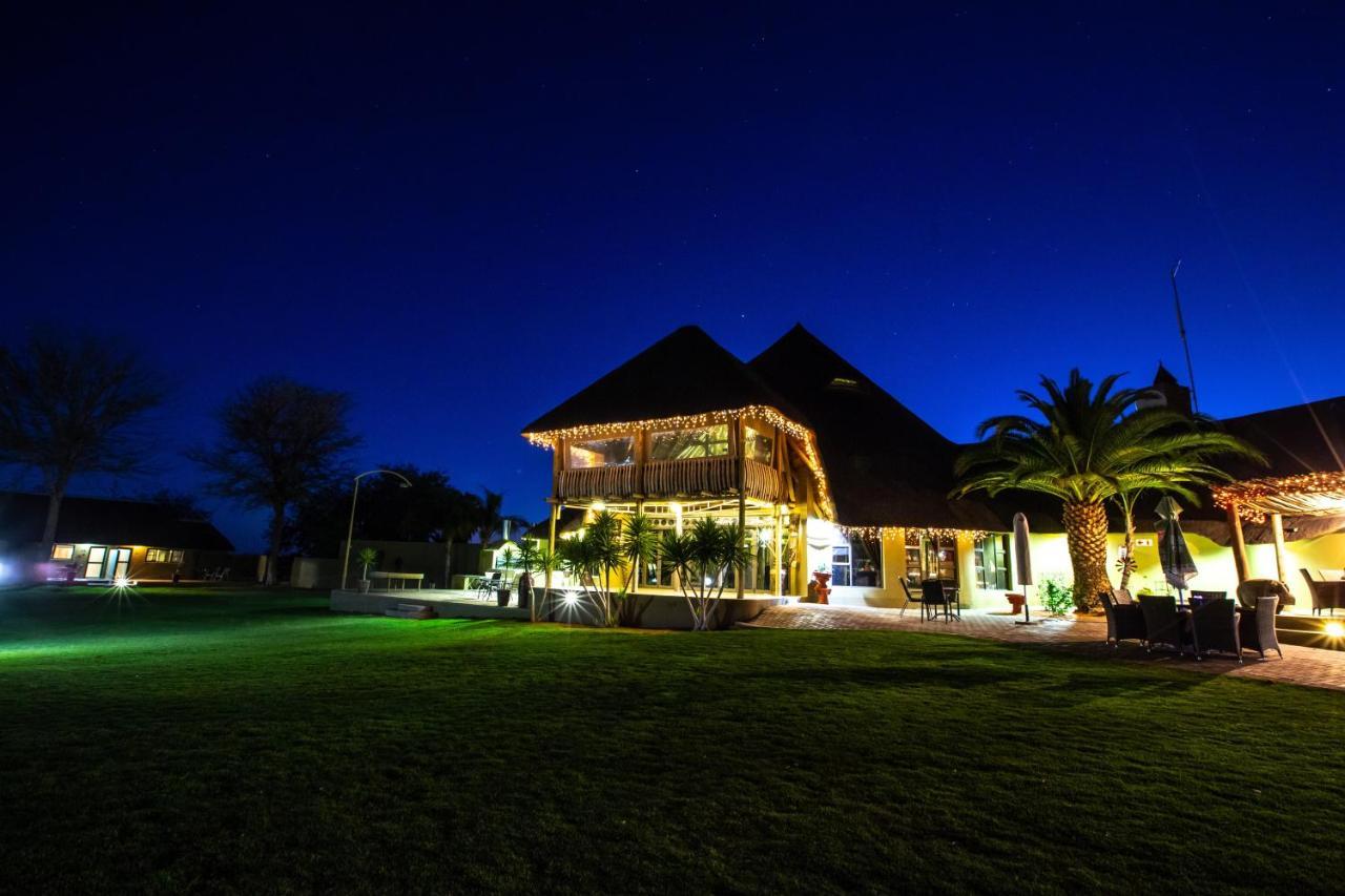 Lapa Lange Game Lodge Mariental Exteriör bild